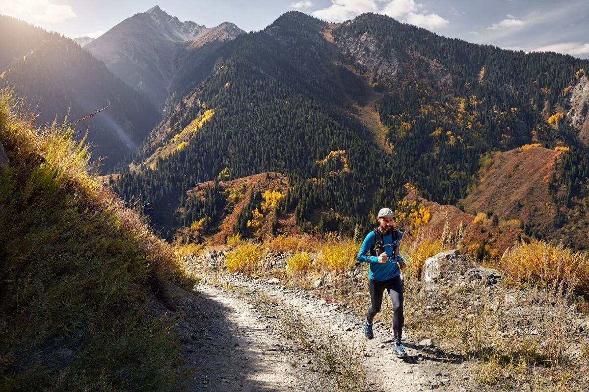 A trial runner enjoying the mountains powered by RecPak, a Veteran-Owned Ultralight Meal Company